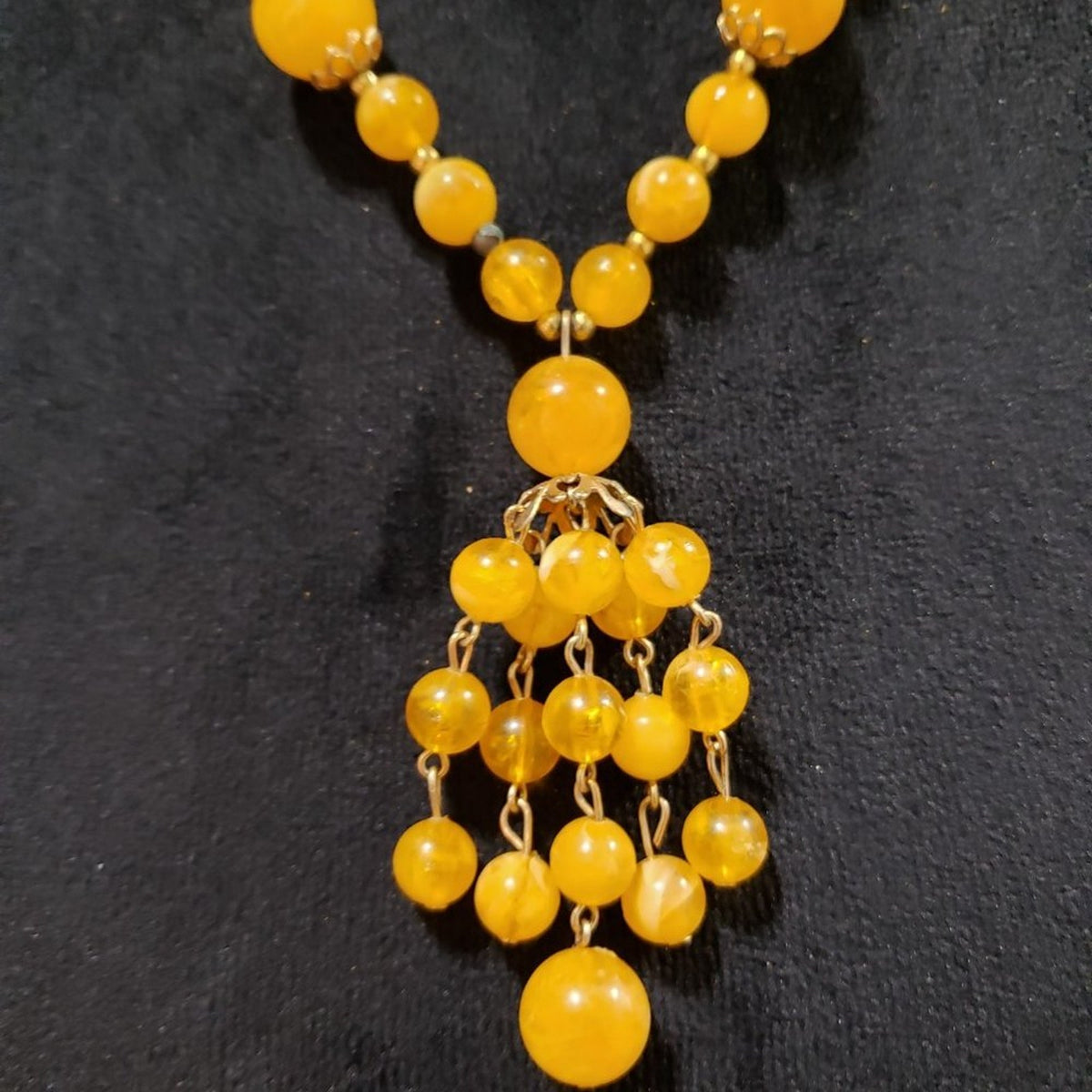 Womens Fashion Yellow Round Opal Collar Pendant Necklace with Lobster Clasp