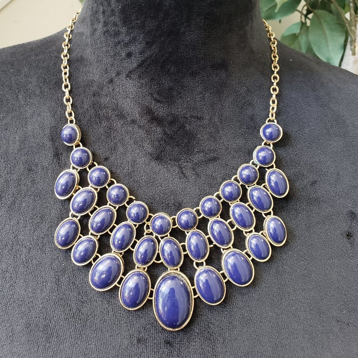 Womens Fashions Gold Purple Triangle Statement Collar Necklace with Lobster Clas