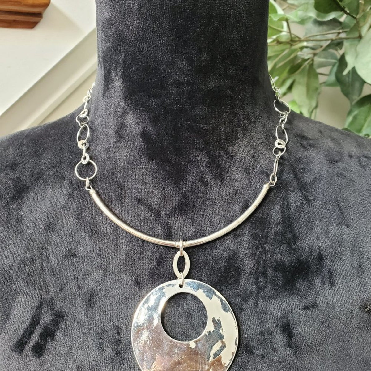 Women's Silver & Round White Shell Slider Jewelry Pendant