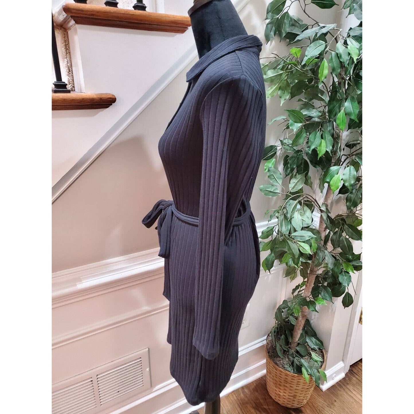 Old Navy Women's Black Cotton Collared Long Sleeve Knee Length Dress Size Small