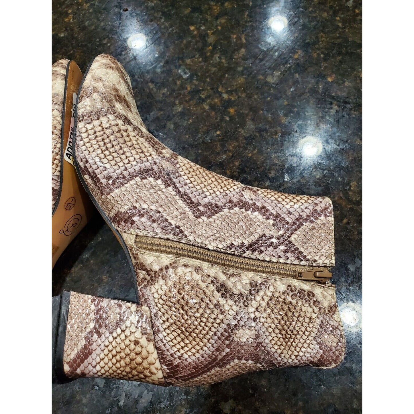 Chinese Laundry Womens Davinna Taupe Ankle Boots Shoes Medium Faux Snake US 7