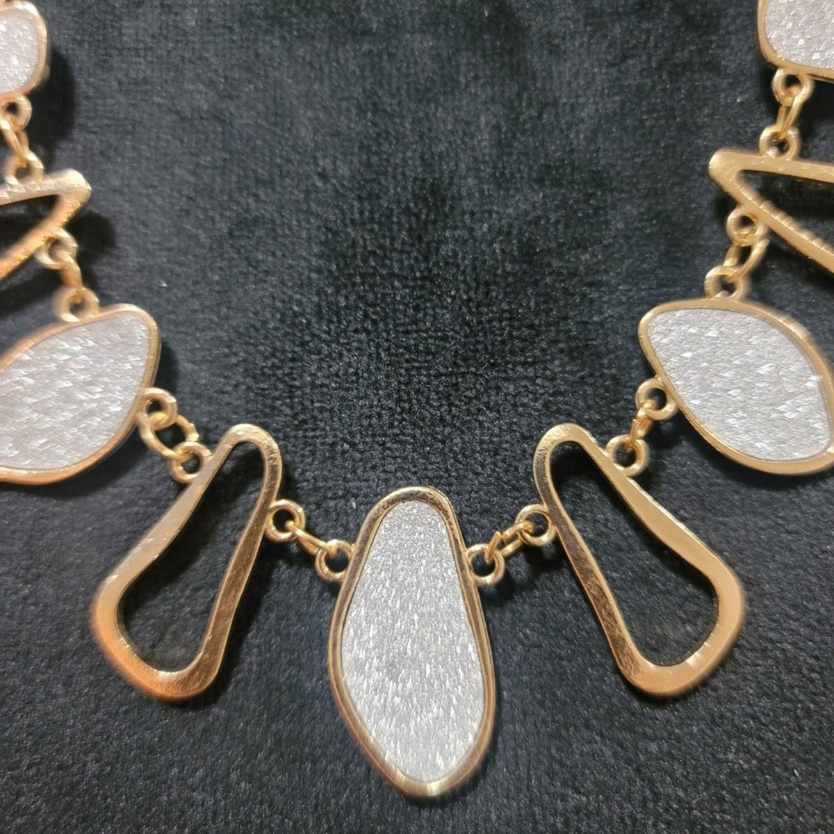 Women's Irregular Gold Plated Geometric Shape Chunky Choker Necklace