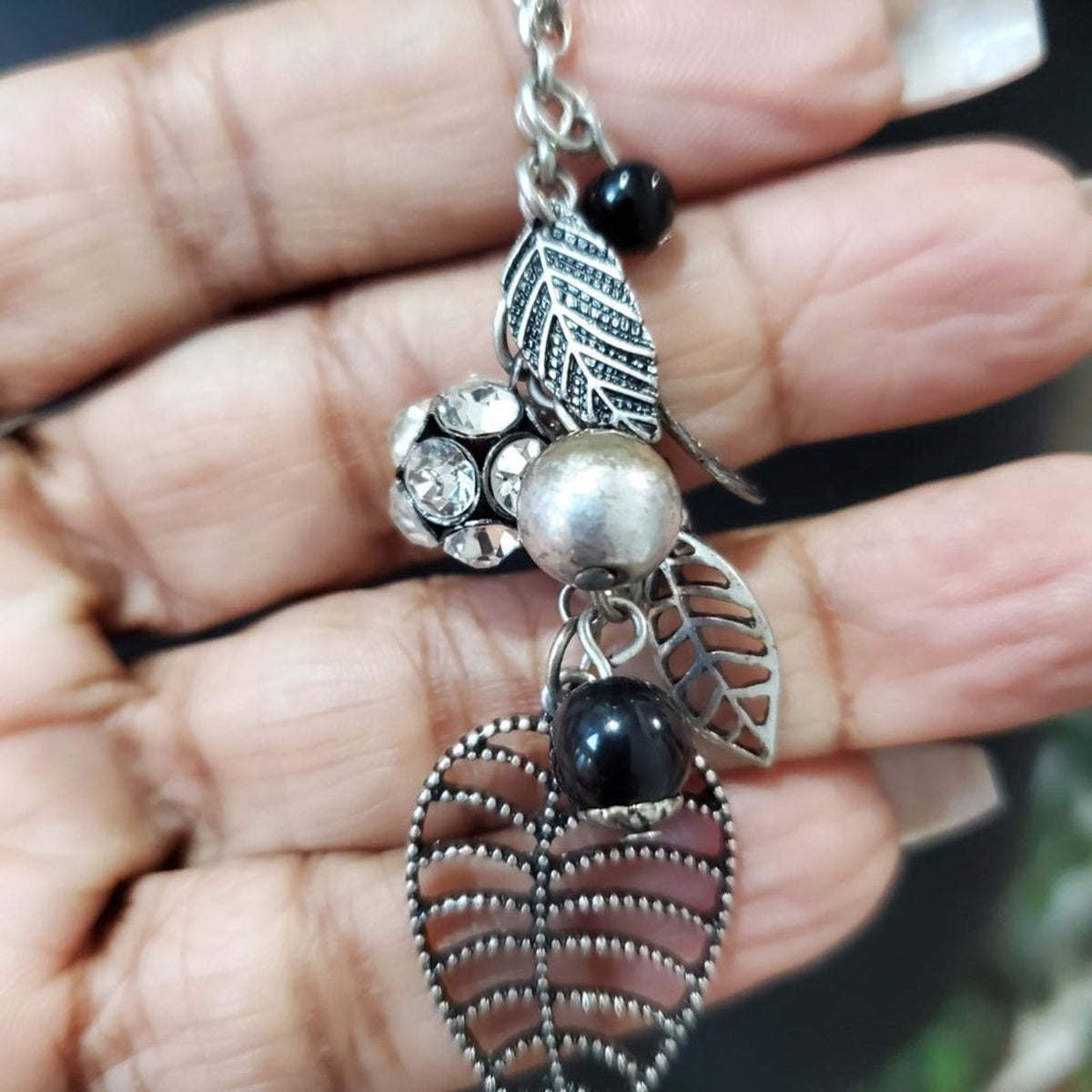 Womens Silver Leaf Fashion Design Pendant Necklace