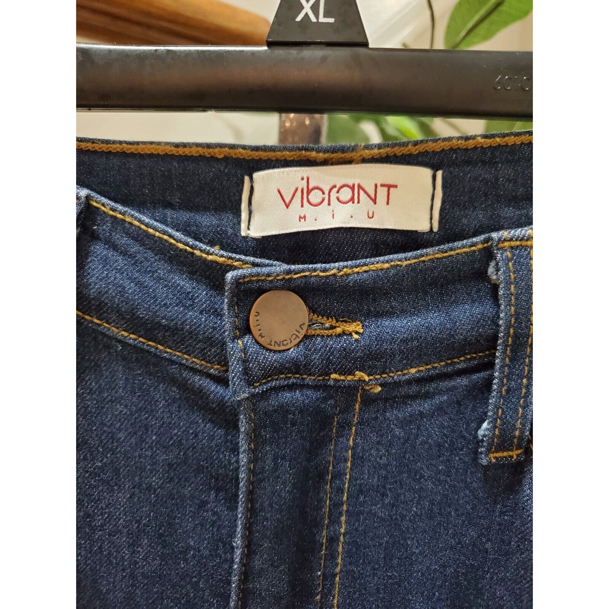 Vibrant Womens Stacked Blue Denim Rayon Distressed Pockets Pull On Jeans Large