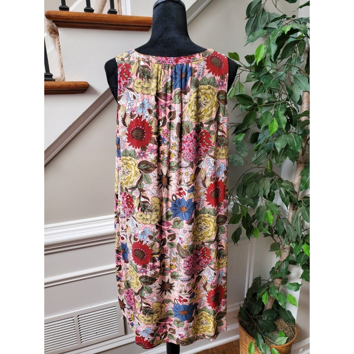 Loft Women's Floral Polyester V-Neck Sleeveless Casual Knee Length Dress Size L