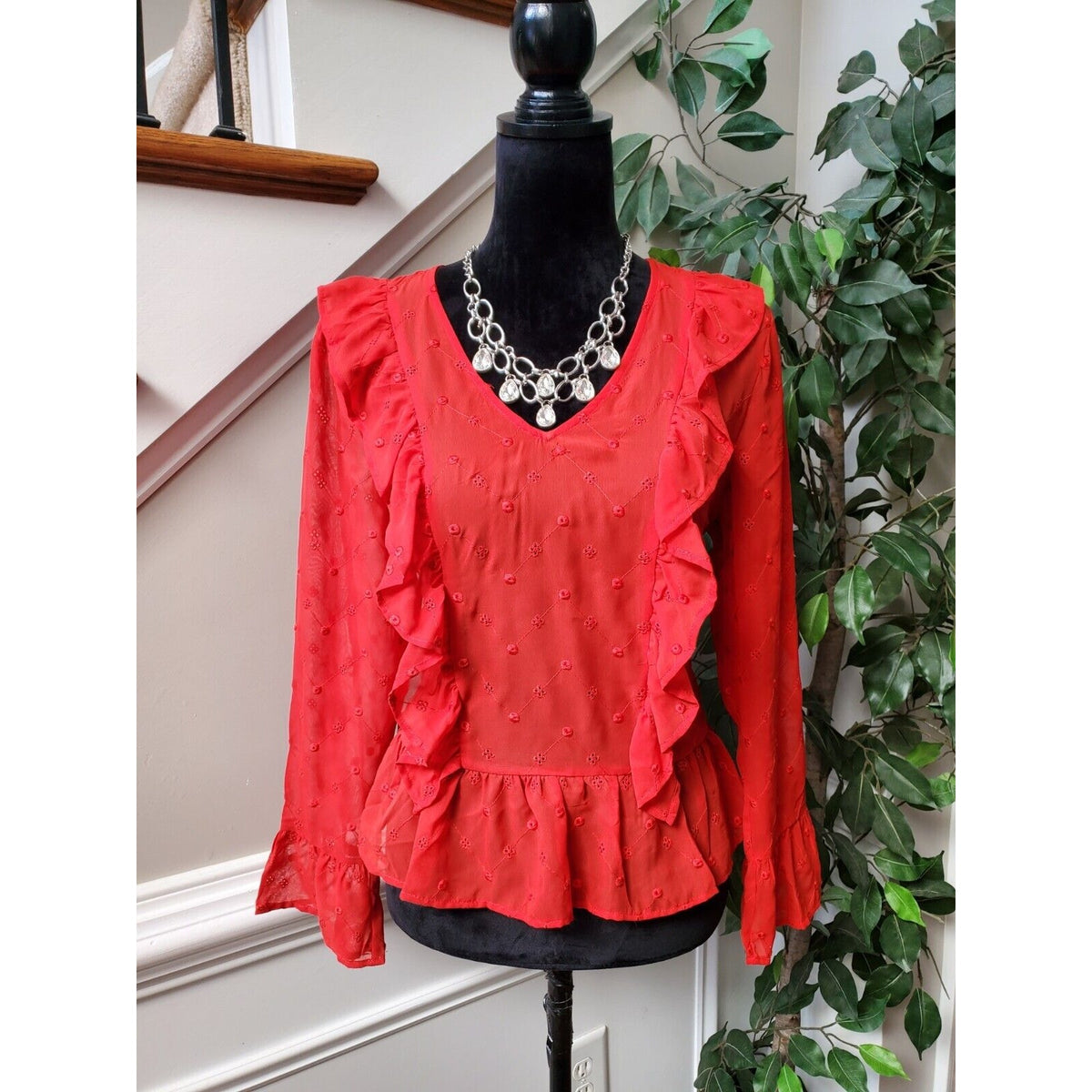 Soho New York & Company Women Red Polyester V-Neck Long Sleeve Top Blouse Small