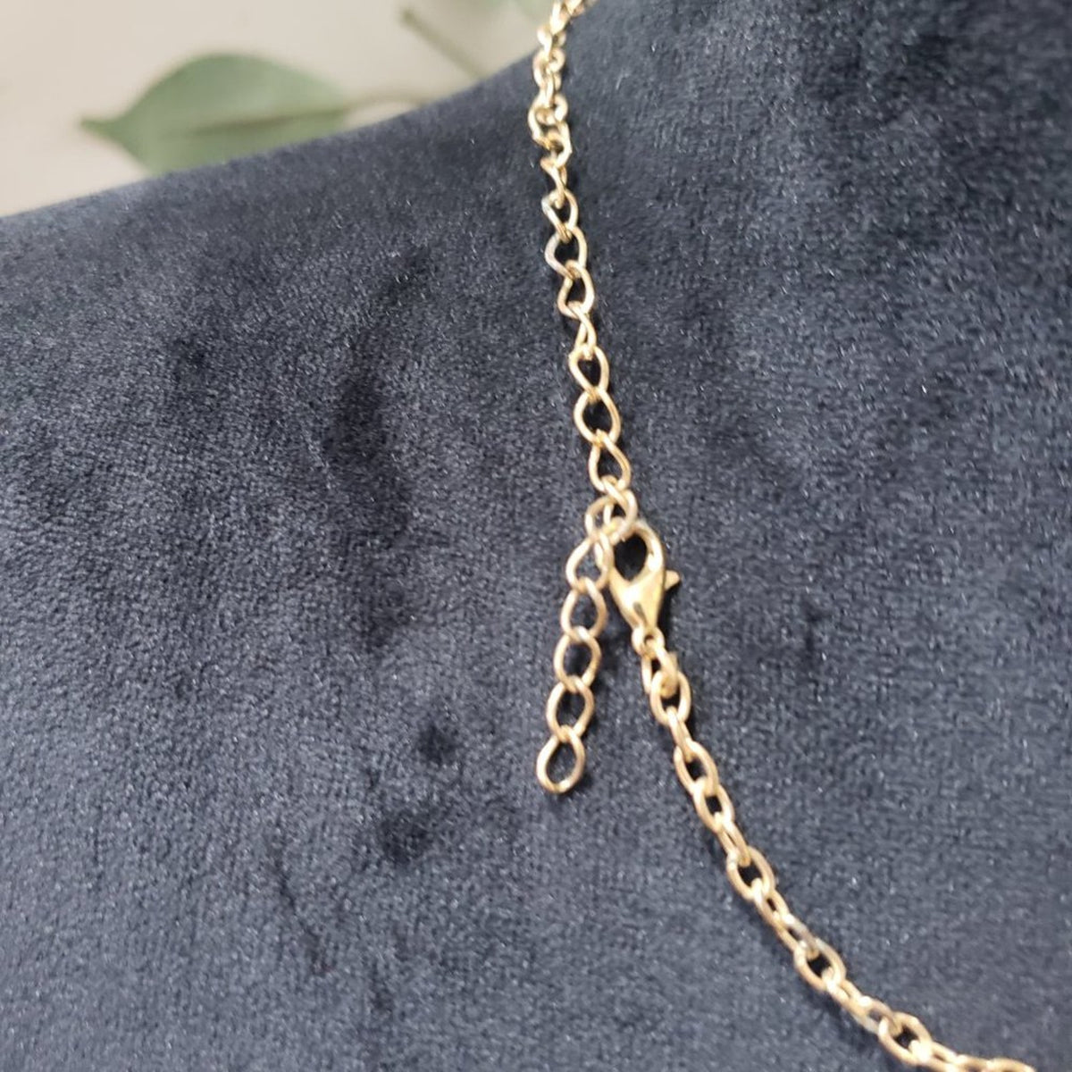 Women's Black & Gold Chain Teardrop Beaded Stylish Statement Fashion Necklace