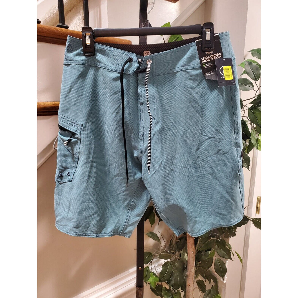 Volcom Men's Blue Polyester Elastic Waist Lido Heather Mod Boardshort Size 30
