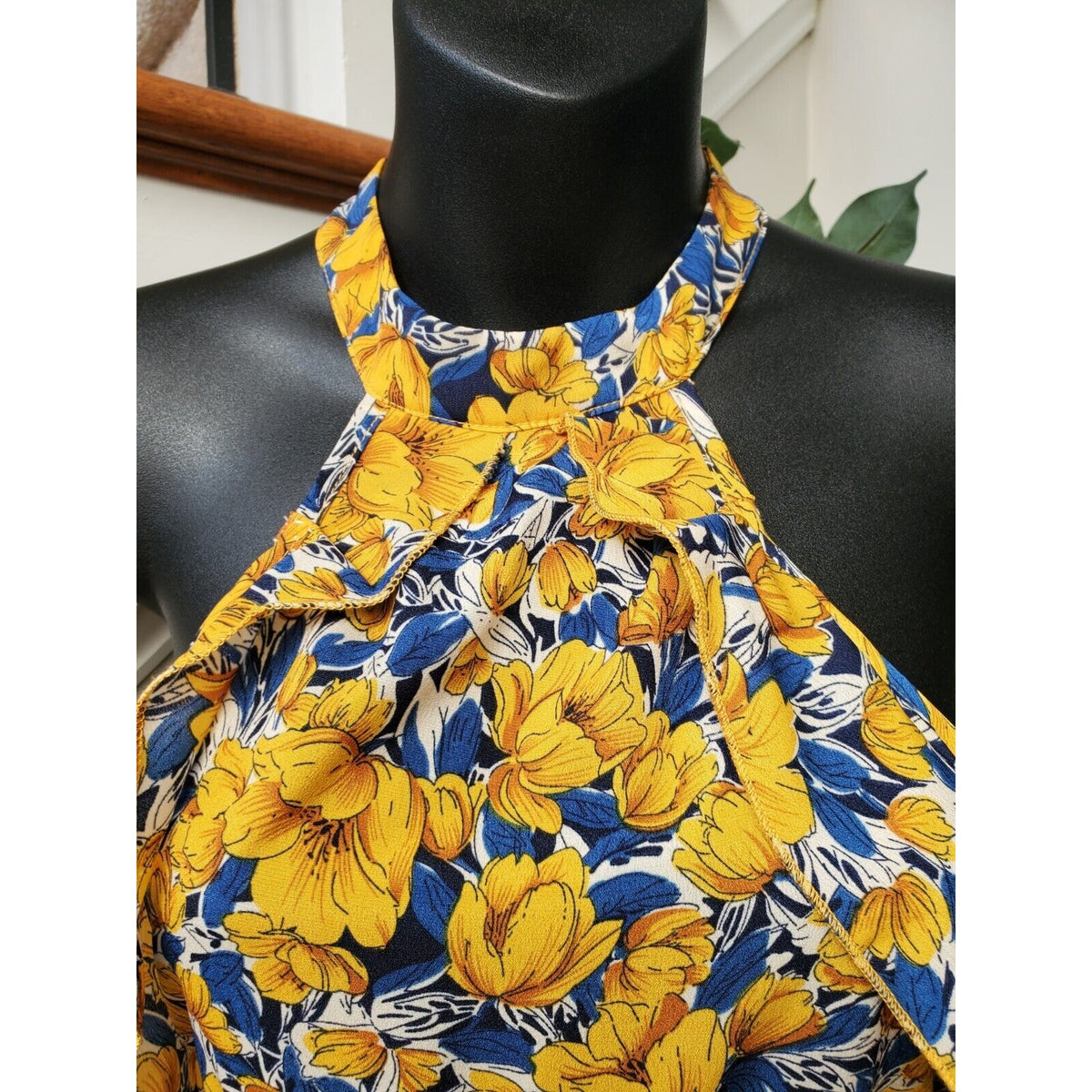SHEIN Women's Floral Polyester Halter Neck Sleeveless Knee Length Dress Size 4