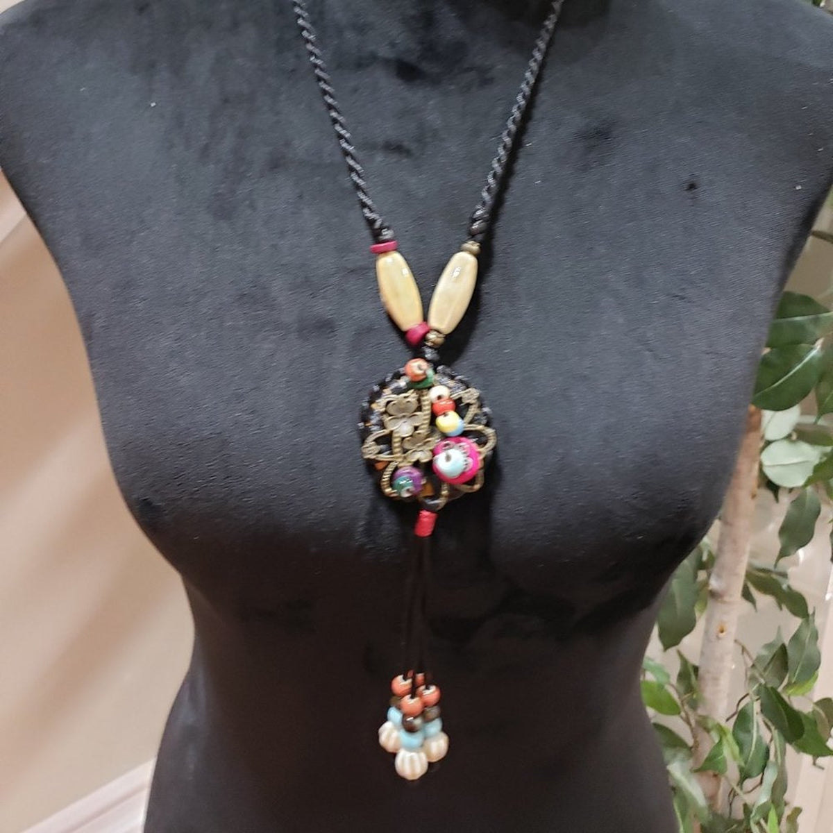 Womens Fashion Vintage Handmade Porcelain Beads Pendant Rope Necklace