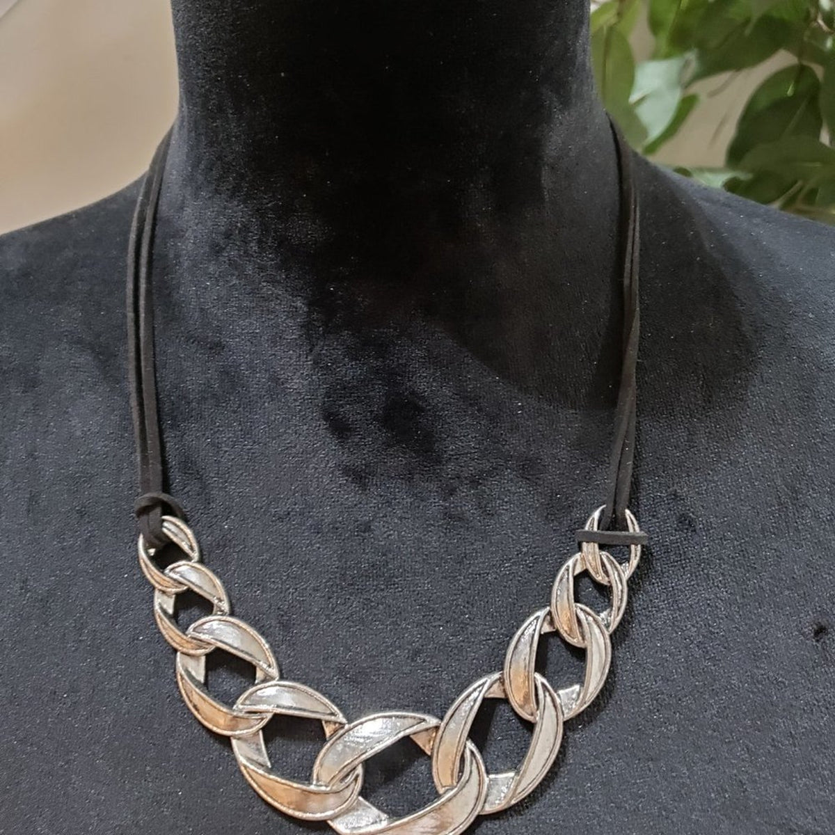 Womens Fashions Black Suede & Silver Bar Collar Necklace with Lobster Clasp