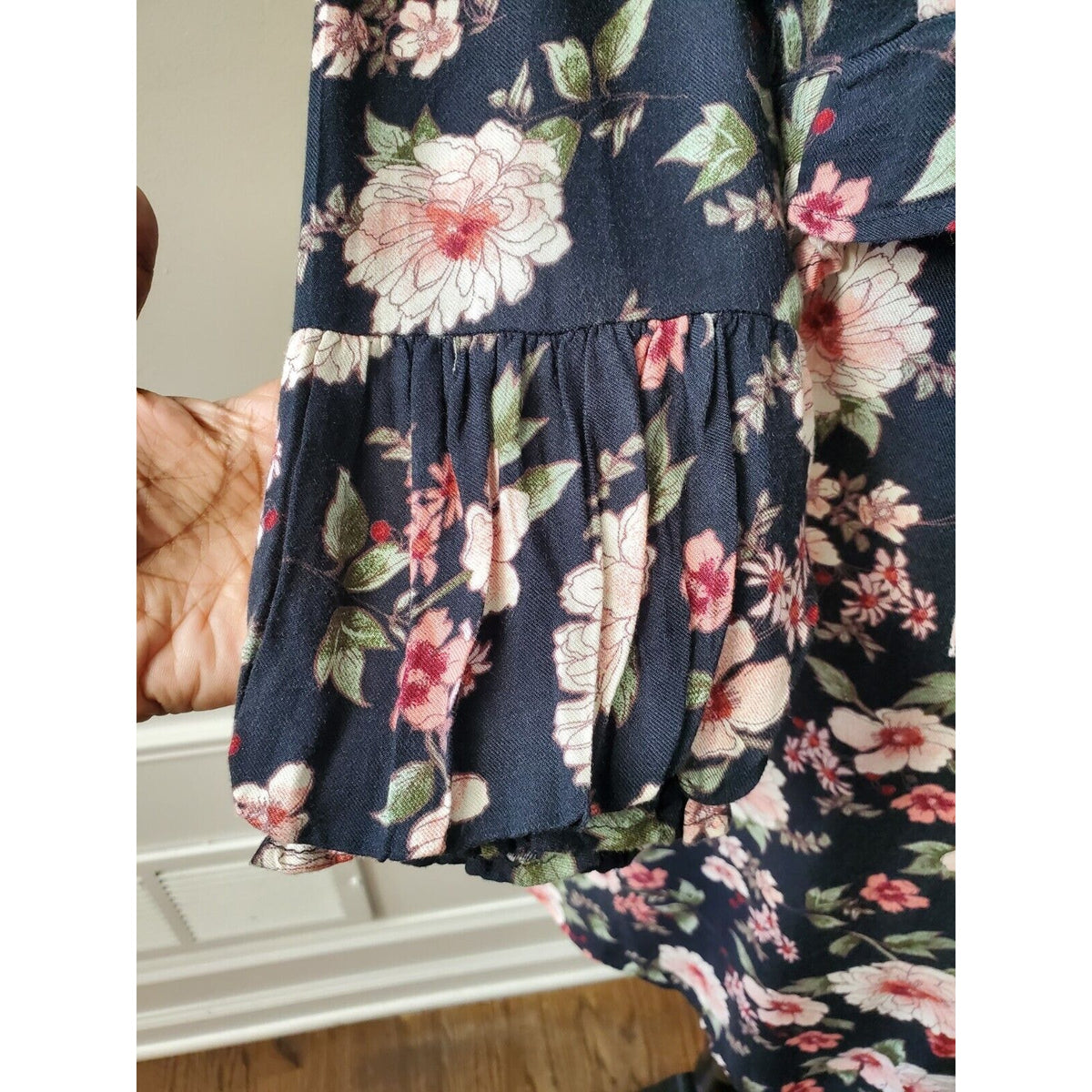 American Eagle Outfitters Women's Blue V-Neck Long Sleeve Knee Length Dress XS