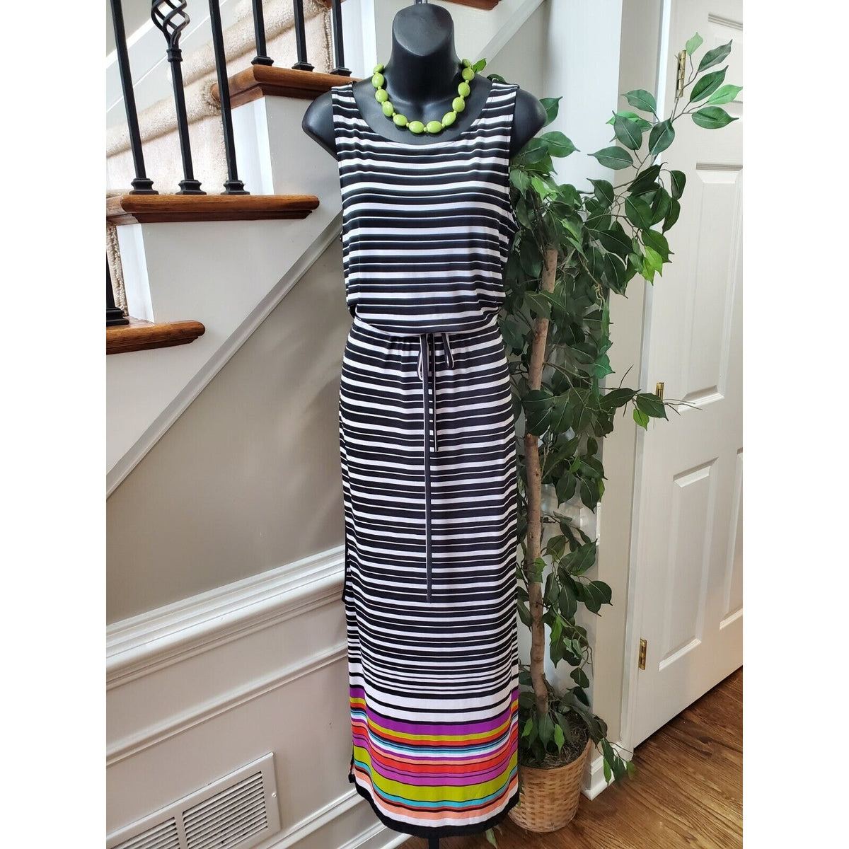 Nine West Women Black & White Polyester Round Neck Sleeveless Long Maxi Dress 10