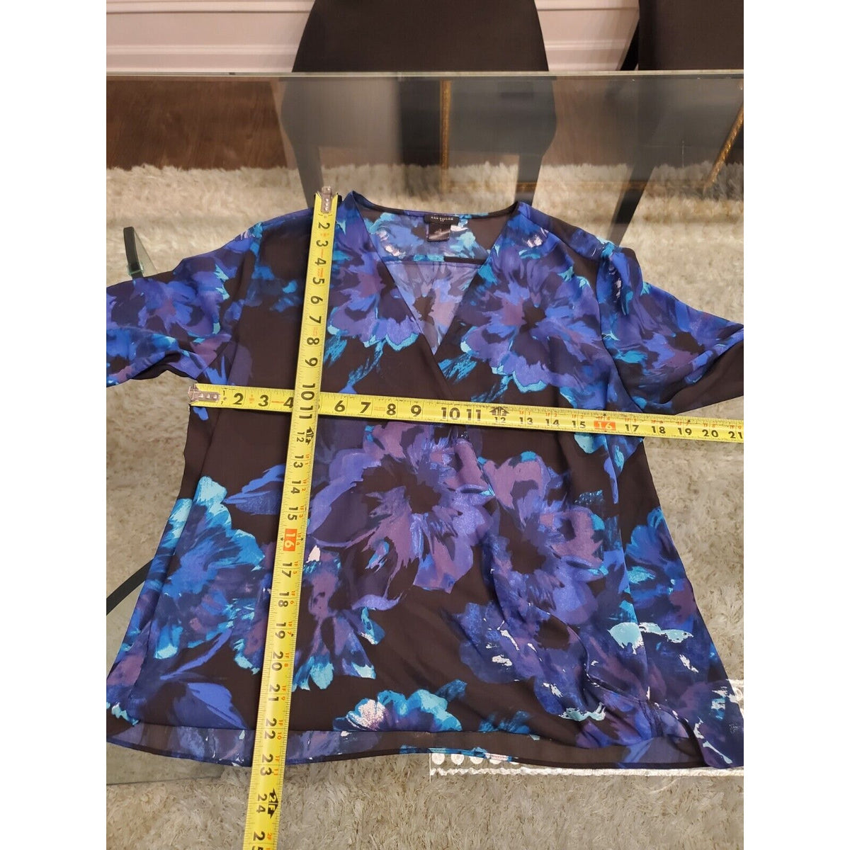 Ann Taylor Women's Floral Polyester V-Neck Long Sleeve Casual Top Blouse Size M