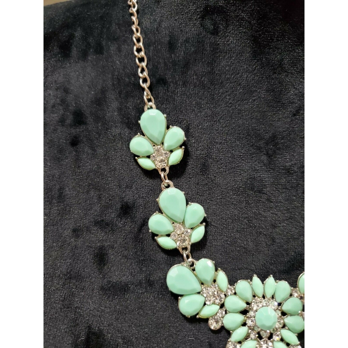 Fancy Floral Tear Drop Shape Turquoise Beaded Necklace