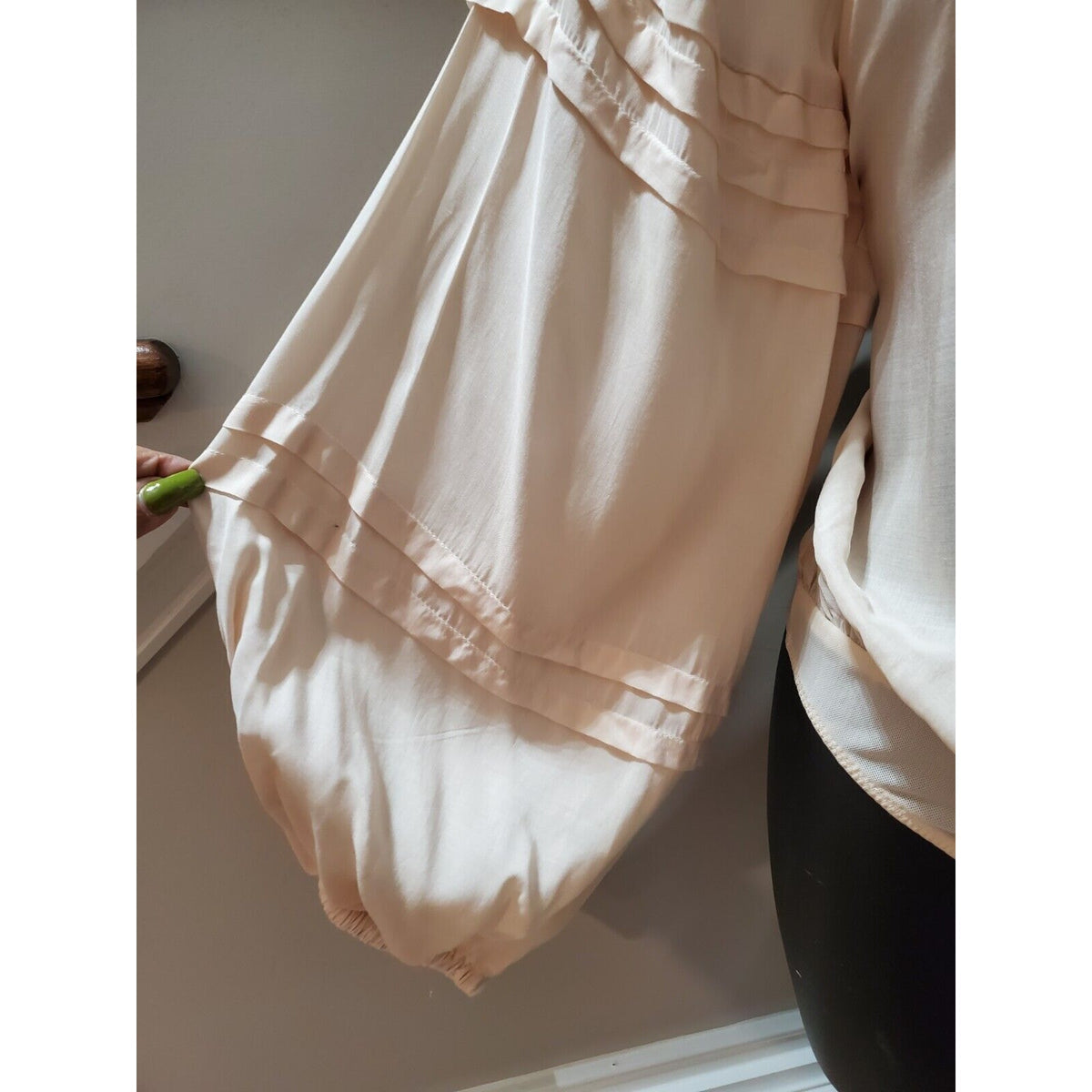 Wish List Apparel Women’s Pink Round Neck Sleeveless One Piece Bodysuit Size S