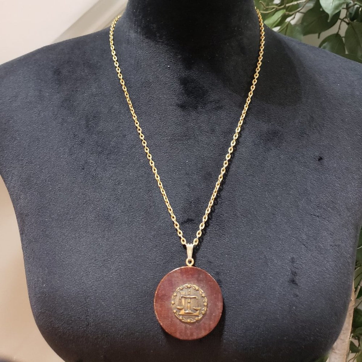 Womens Gold Tain Chain Attorney Libra Pendant Necklace with Lobster