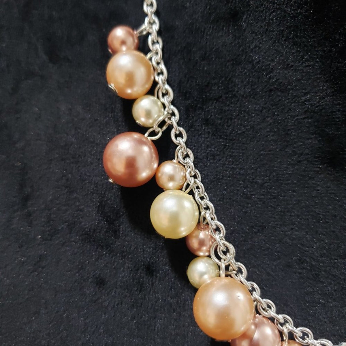 Women's Liz Claiborne Gold Tone Faux Pearl Adjustable Chain Necklace