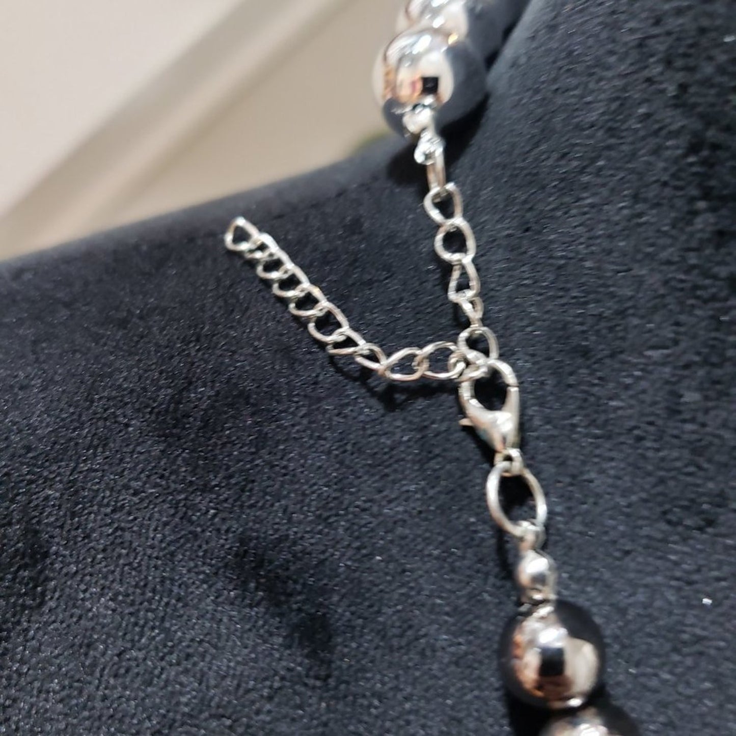Womens Fashions Silver Beaded Ball Collar Necklace with Lobster Clasp