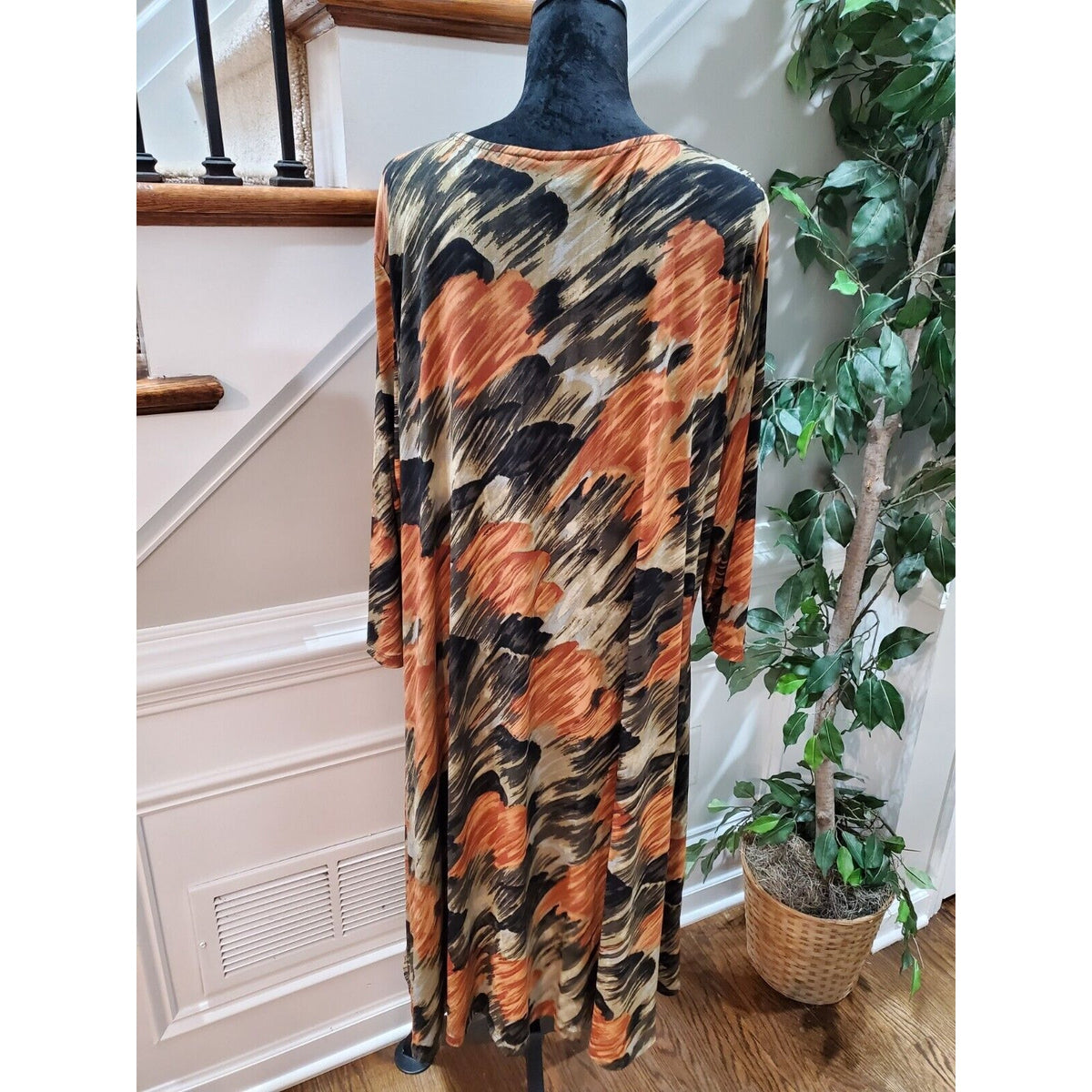 Lane Bryant Women's Multicolor Polyester V-Neck Long Sleeve Knee Length Dress 28