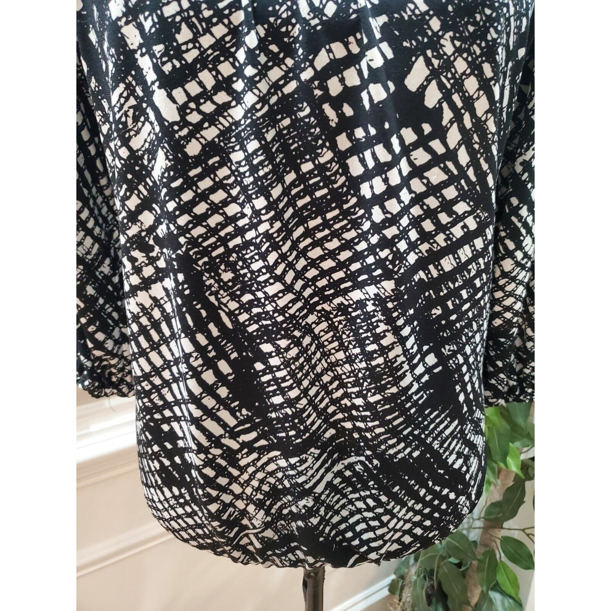 Michael Kors Women Black & White Polyester Scoop Neck Long Sleeve Top Blouse S/P