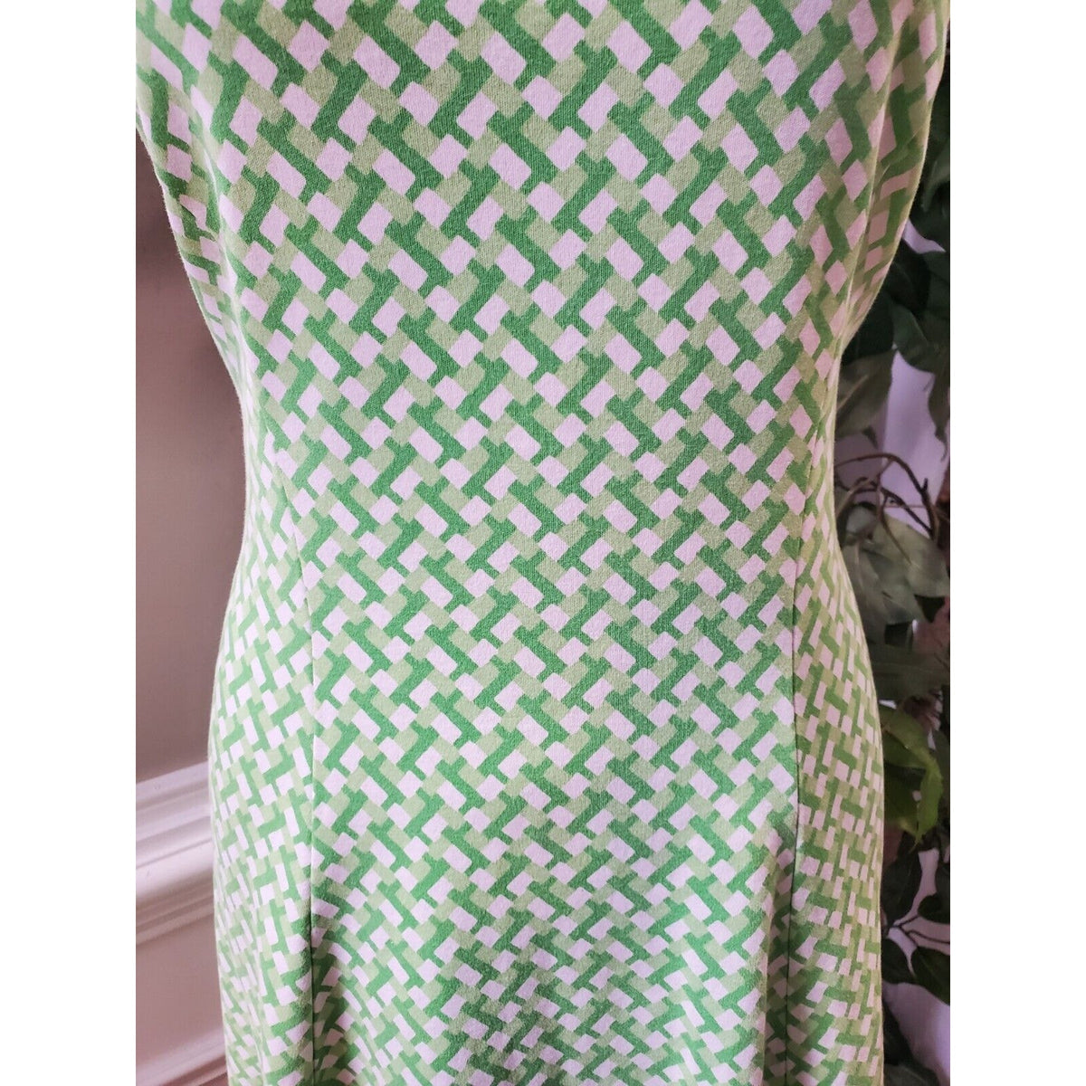 New York & Company Women Green Cotton Round Neck Sleeveless Knee Length Dress L