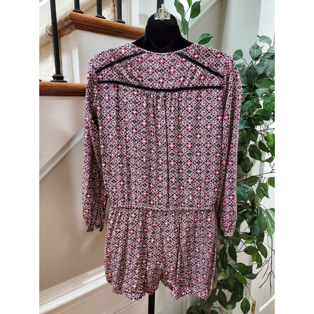 Gap Women Multicolor Rayon Sweetheart Neck Long Sleeve Casual Romper Size Small