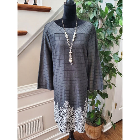 ECI New York Women Gray & White Round Neck Long Sleeve Knee Length Dress Size XL