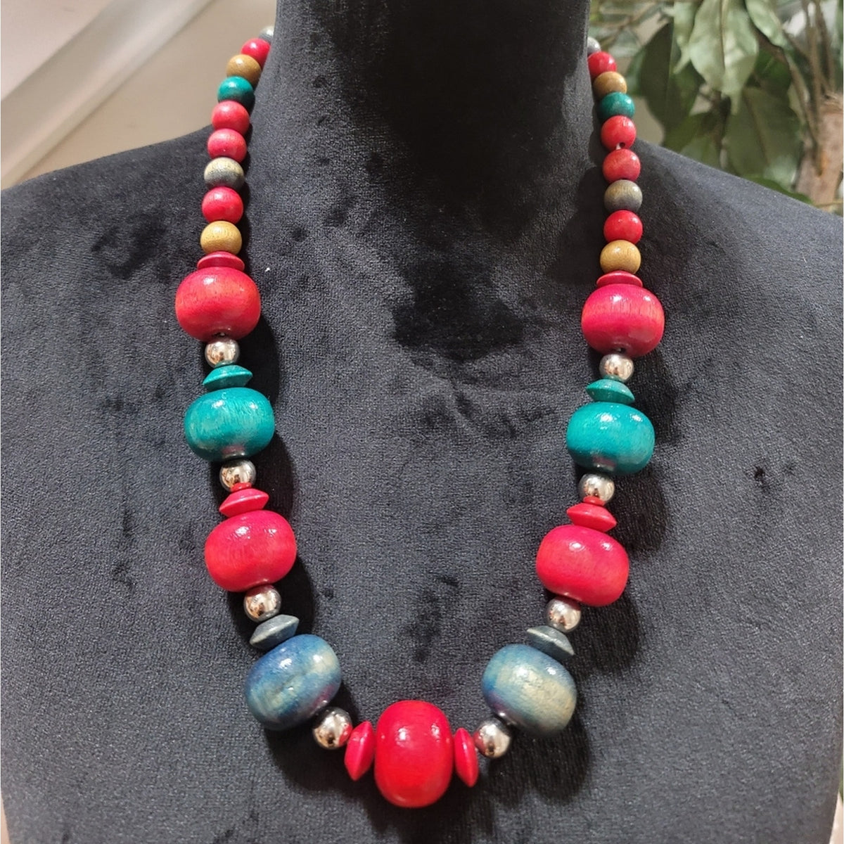 Multicolor Wooden Stone Necklace