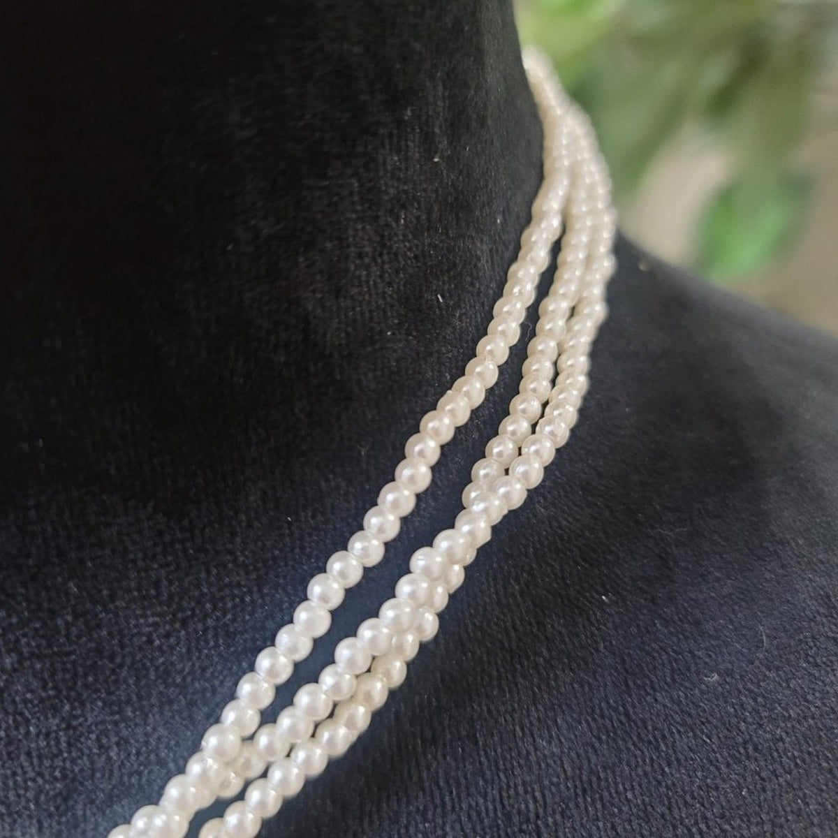 White Pearl Choker Necklace Classic Three Layers Beads Chain Graceful Necklaces