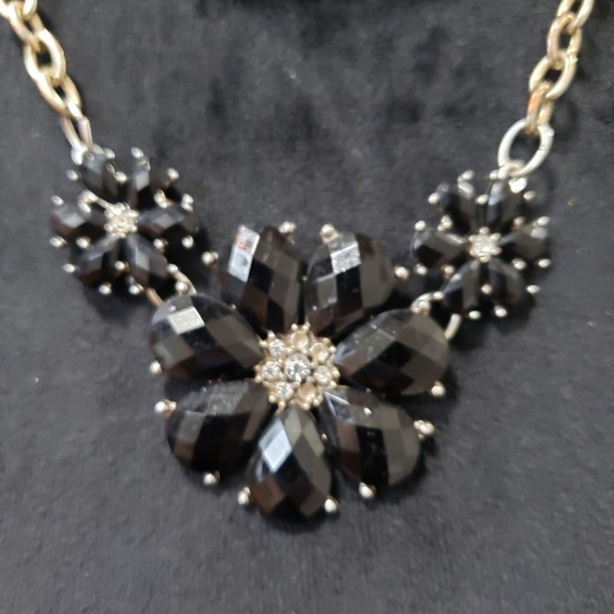 Charter Club Women's Black Beaded Flower Gold Chain Adjustable Chain Necklace