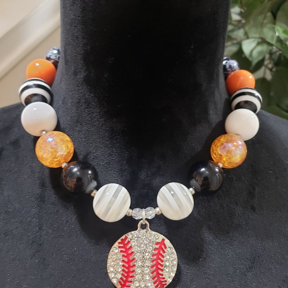 Women White Stripe Beads, Bubblegum Chunky Baseball Giants Tigers Bead Necklace