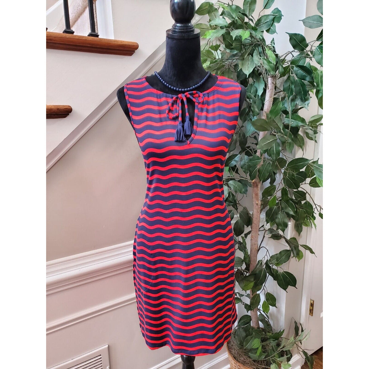 Tommy Bahama Red Navy Blue Sea Swell Split Neck Spa Dress Tassel Ties Size Small