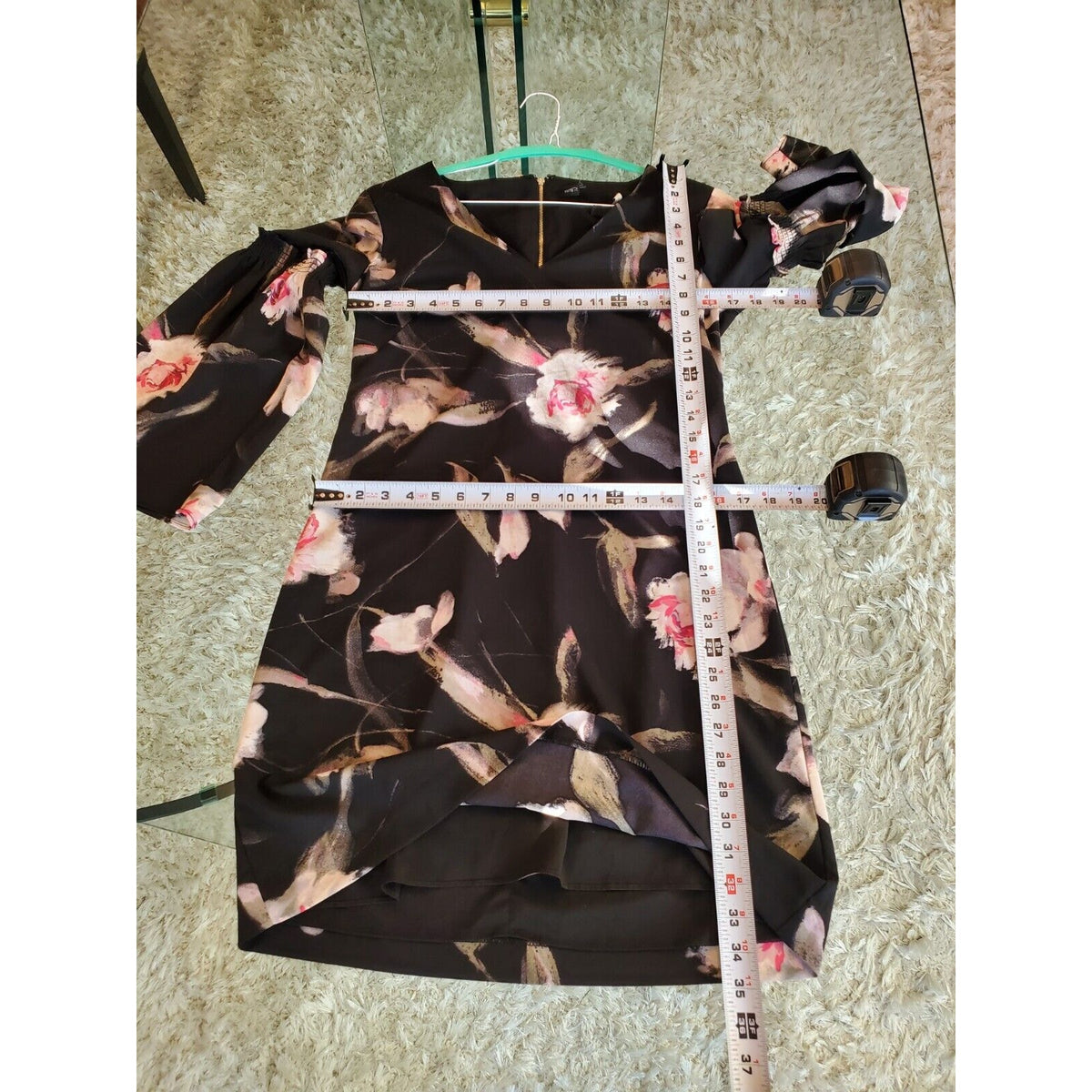 White House Black Market Floral Long Sleeve V Neck Knee Length Dress Size 4