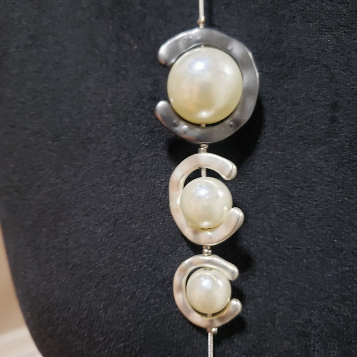 Women's Fashion Single Strand Chunky Faux Pearl Long Necklace with Lobster Clasp