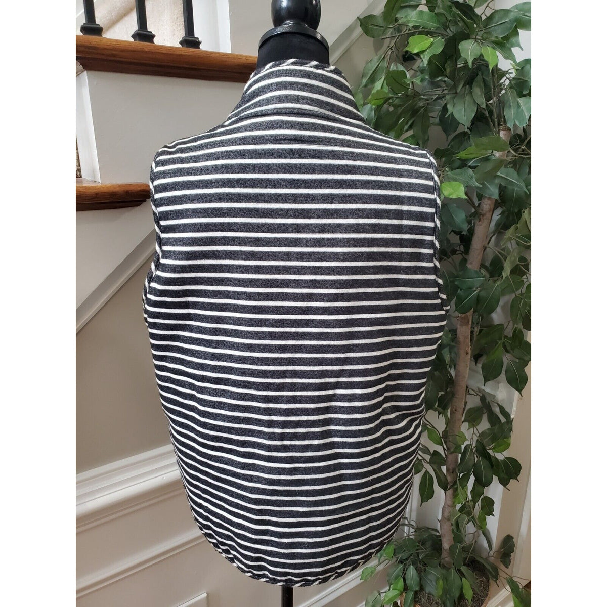 Mudpie Womens Black White Striped Polyester Sleeveless Full Zip Vest Size Large