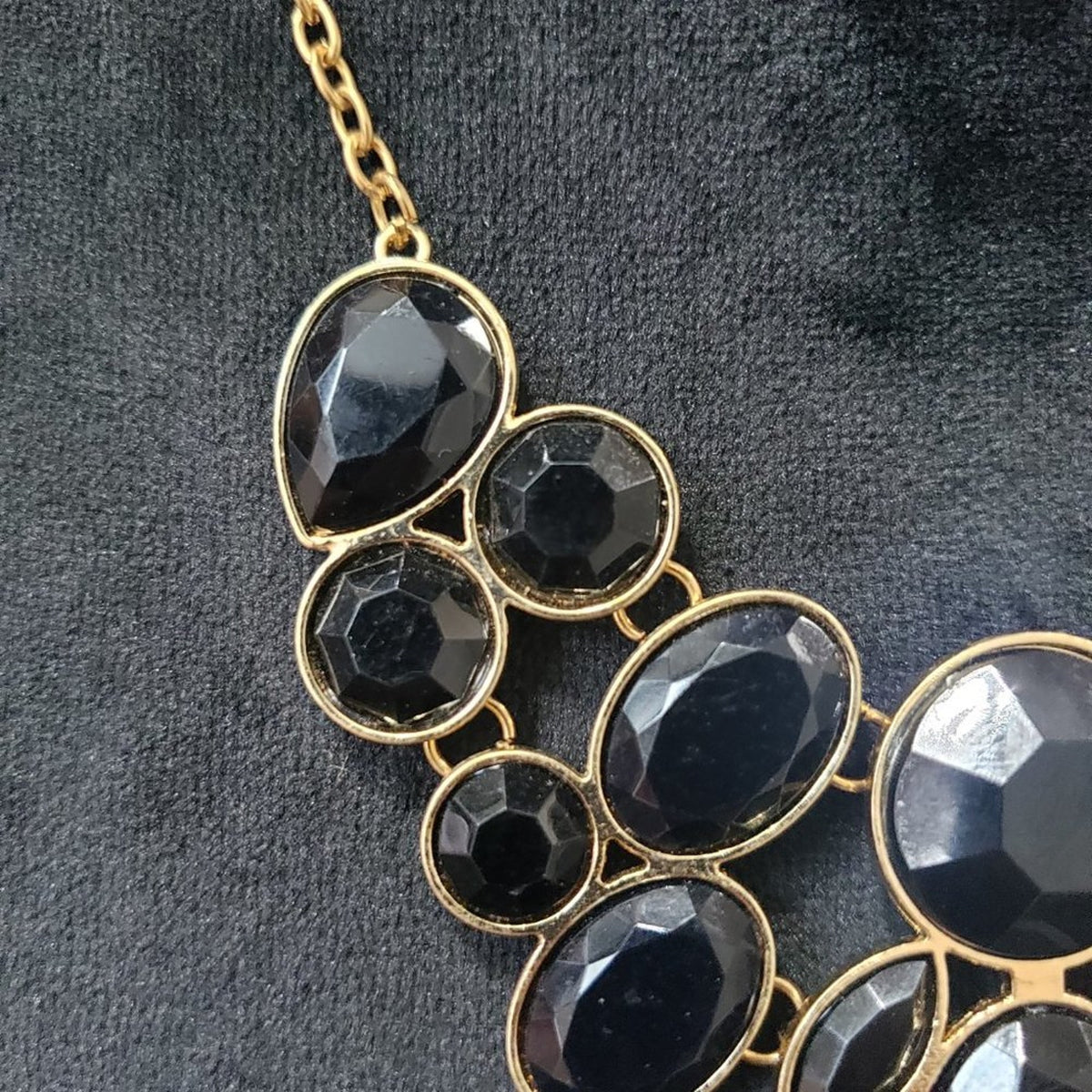 Women's Black & Gold Chain Teardrop Beaded Stylish Statement Fashion Necklace