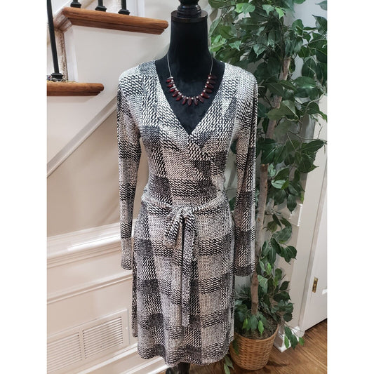 Banana Republic Womens Black White Long Sleeve Wrap Knee Length Dress Size M