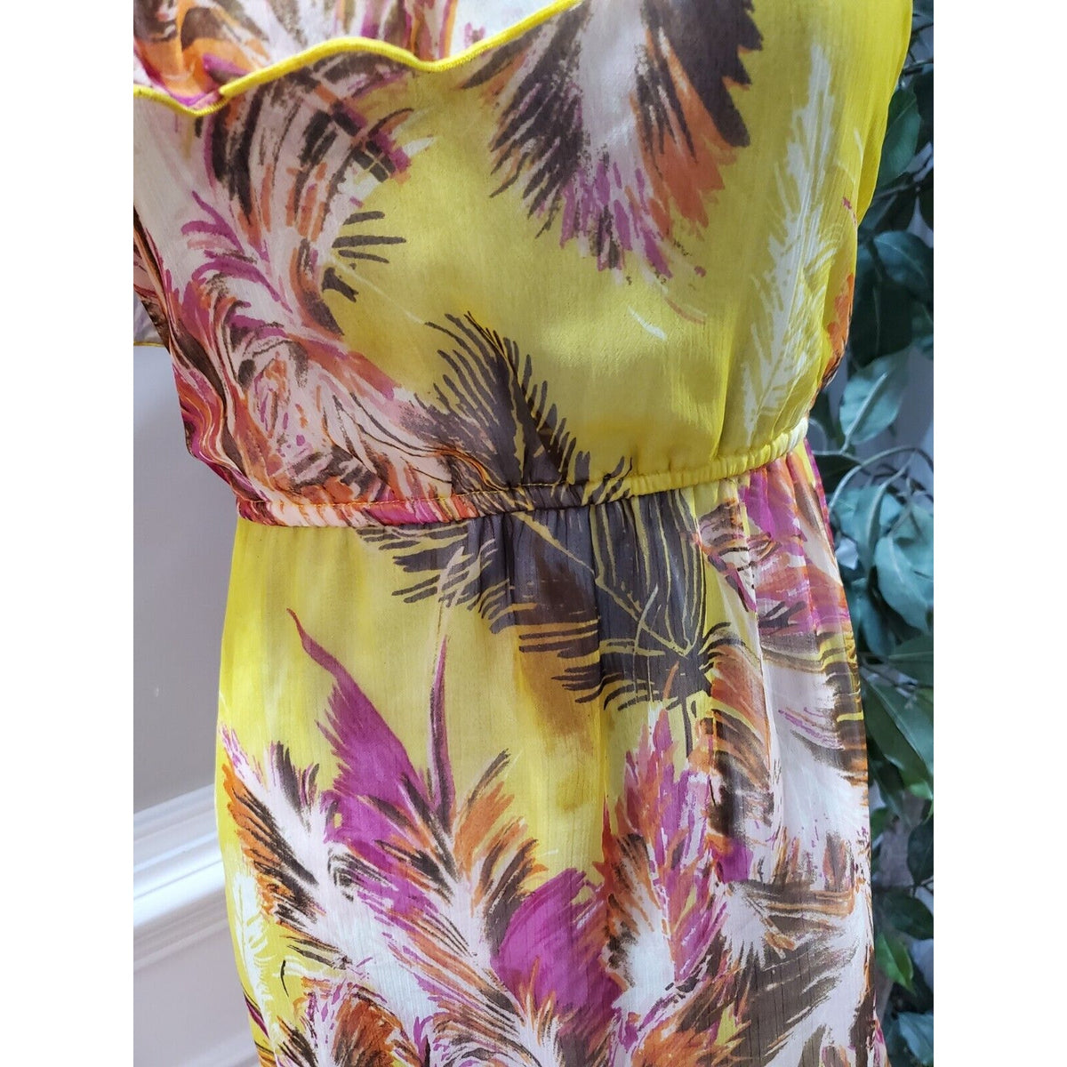 Charlotte Russe Women Yellow Polyester One Shoulder Off Knee Length Dress Size M
