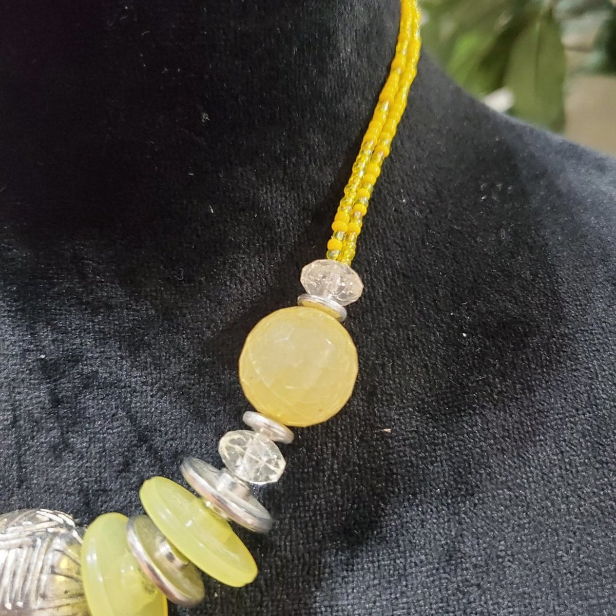 Vintage Art Deco Yellow and Clear Glass Bead with Lobster Clasp Necklace