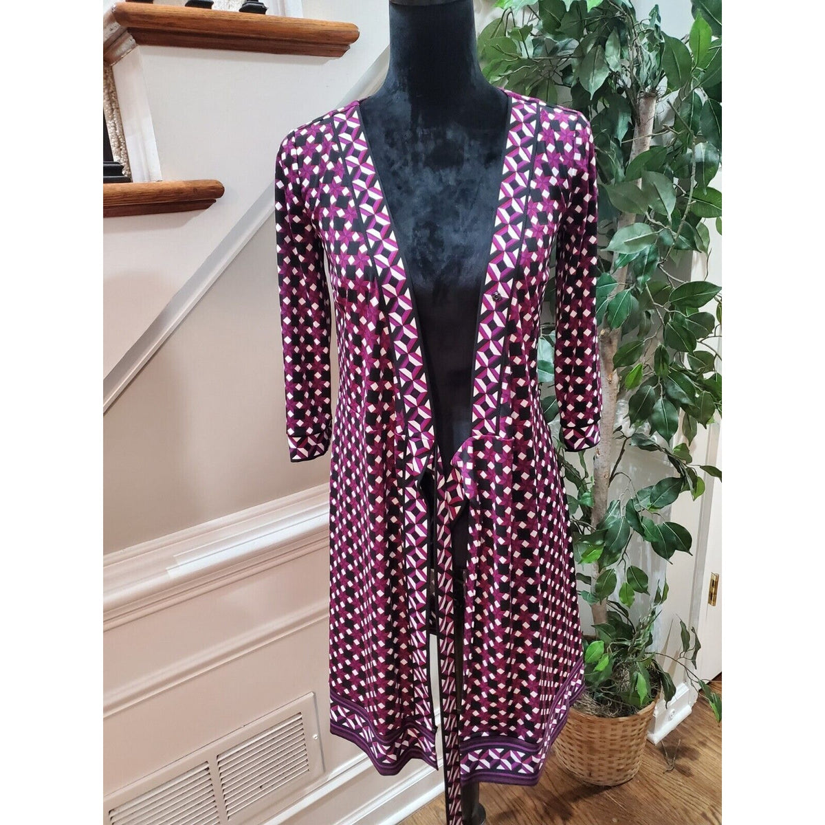 White House Black Market Women Purple V-Neck Long Sleeve Knee Length Size 00
