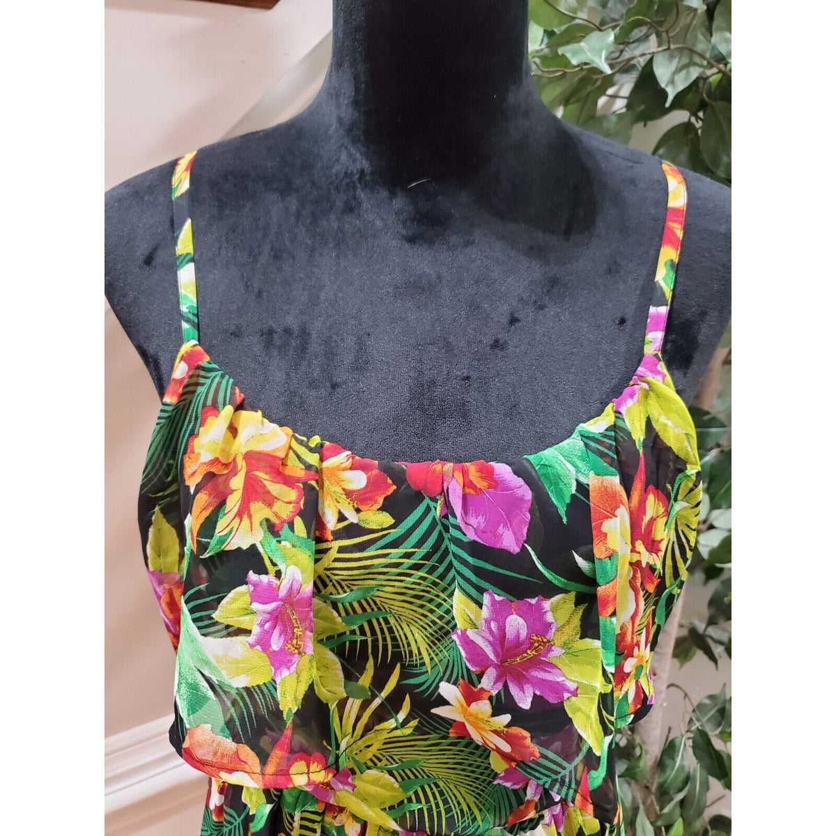 Bongo Women Multi Floral Polyester Sleeveless Scoop Neck Knee Length Dress Small
