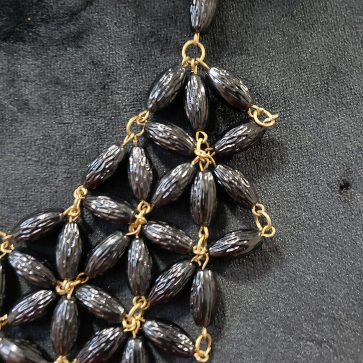Women's Black Teardrop Beaded Stylish Statement Fashion Necklace