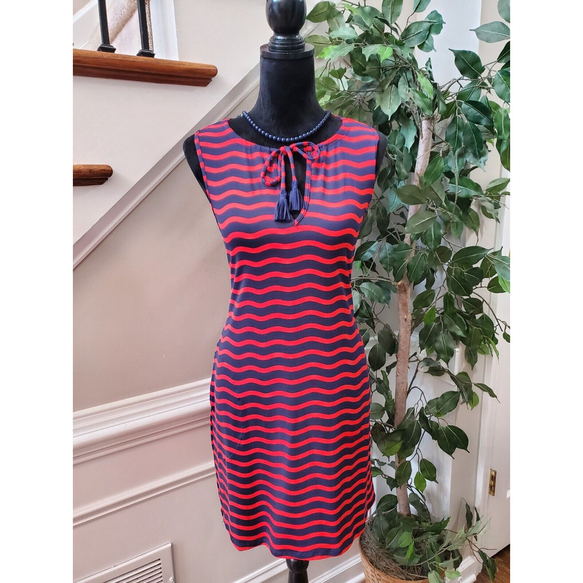 Tommy Bahama Red Navy Blue Sea Swell Split Neck Spa Dress Tassel Ties Size Small