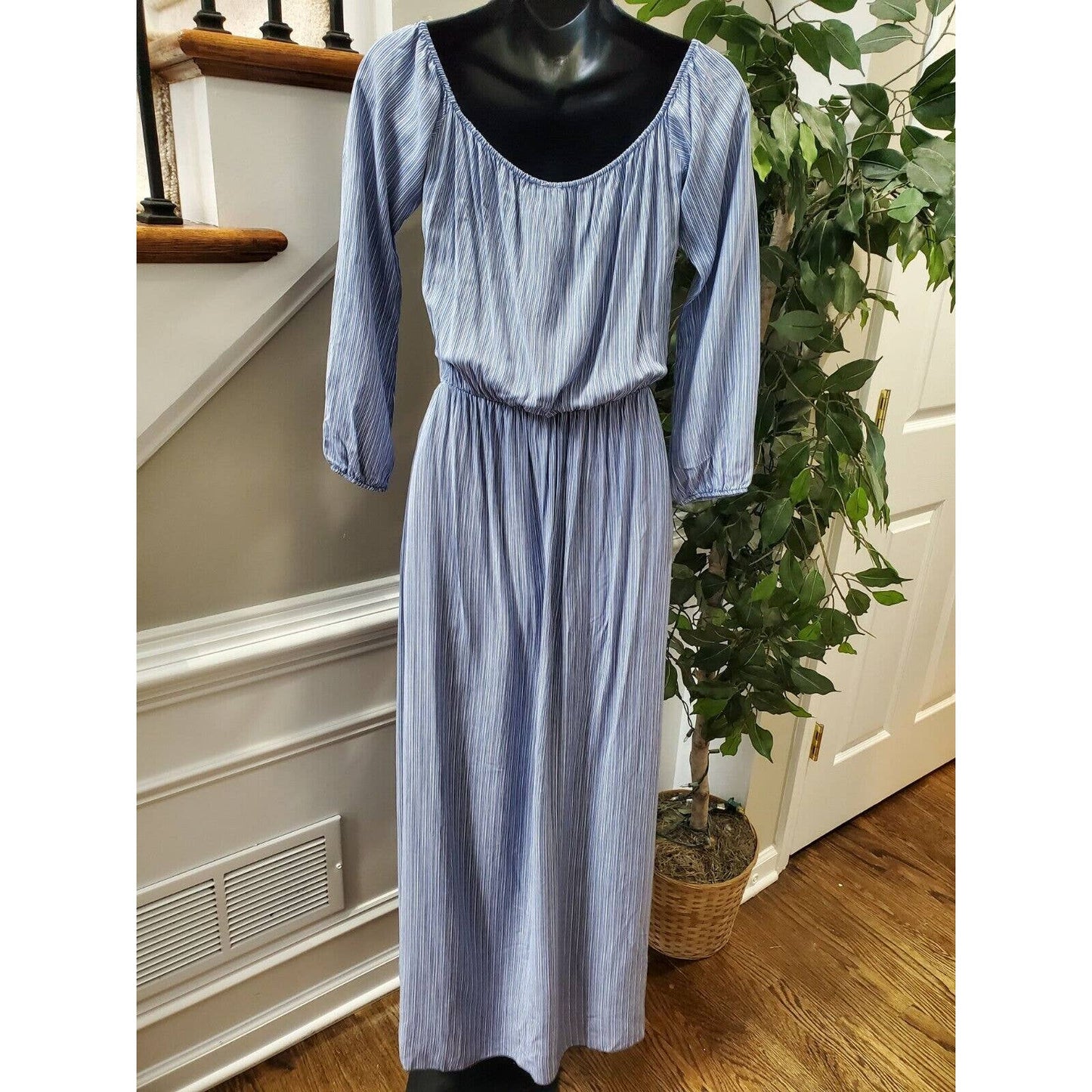 Boutique Lula & Lala Women's Blue Rayon Long Sleeve Scoop Neck Maxi Dress Size M