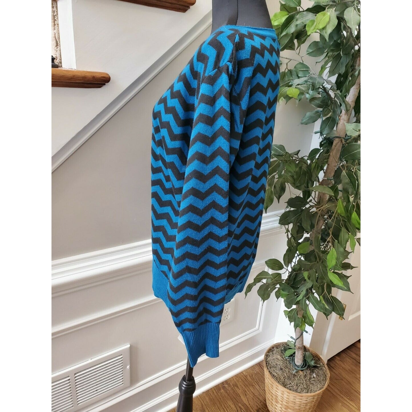 Jon & Anna Blue & Black Women's Cotton Round Neck Long Sleeve Soft Sweaters