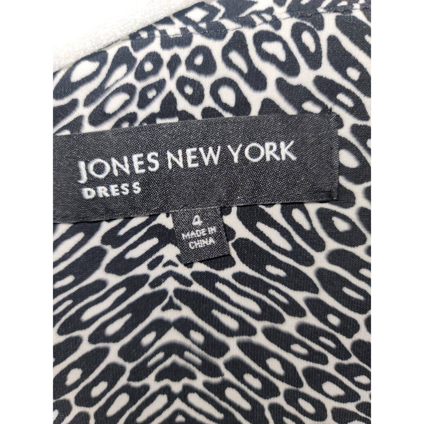 Jones New York White & Black Polyester Collared Half Sleeve Knee Length Dress 4