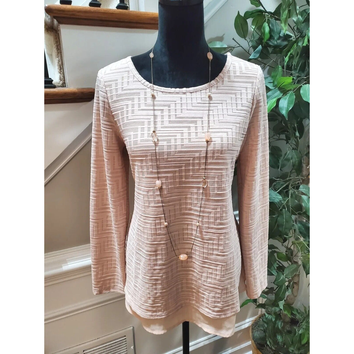 The Limited Women's Beige Polyester Round Neck Long Sleeve Casual Top Blouse L