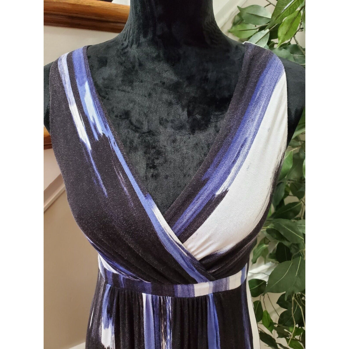 Matty M Women's Multicolor Rayon V-Neck Sleeveless Long Maxi Dress Size X-Small