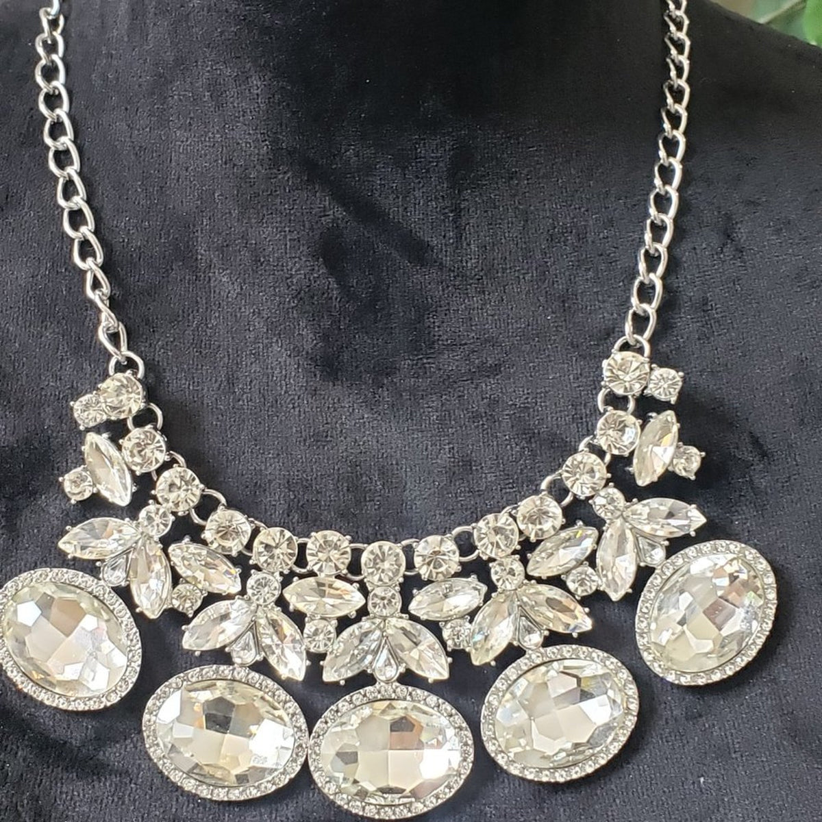 Women's Clear Rhinestone Choker Collar Silver Tone Statement Necklace